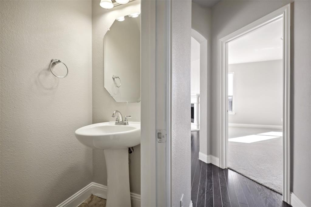 7353 Waterwell Trail Property Photo 30