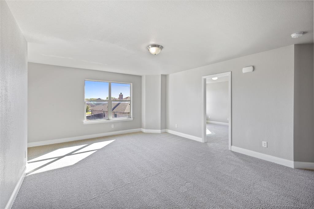 7353 Waterwell Trail Property Photo 38