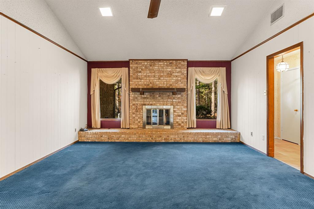 17051 Amy Lane Property Photo 7