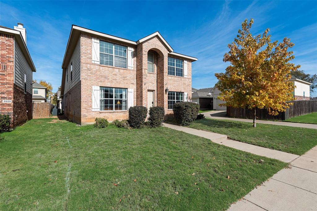 8933 Tucker Street Property Photo 4