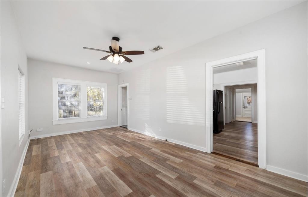 1809 Avenue C Property Photo 5