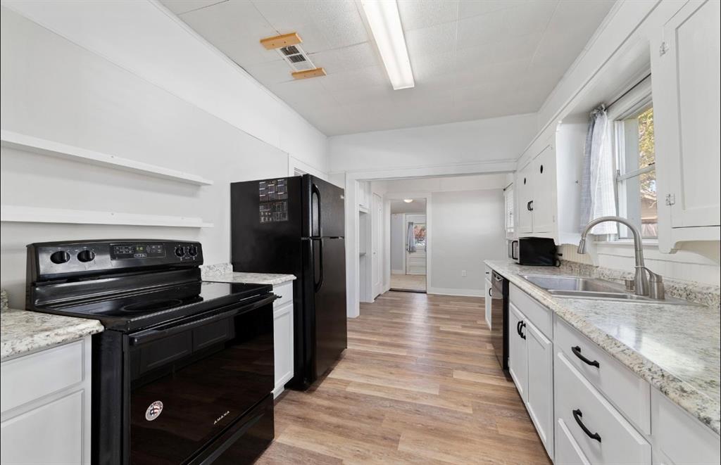1809 Avenue C Property Photo 7
