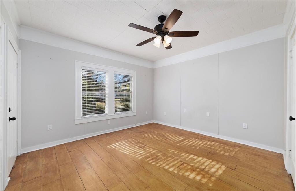 1809 Avenue C Property Photo 10