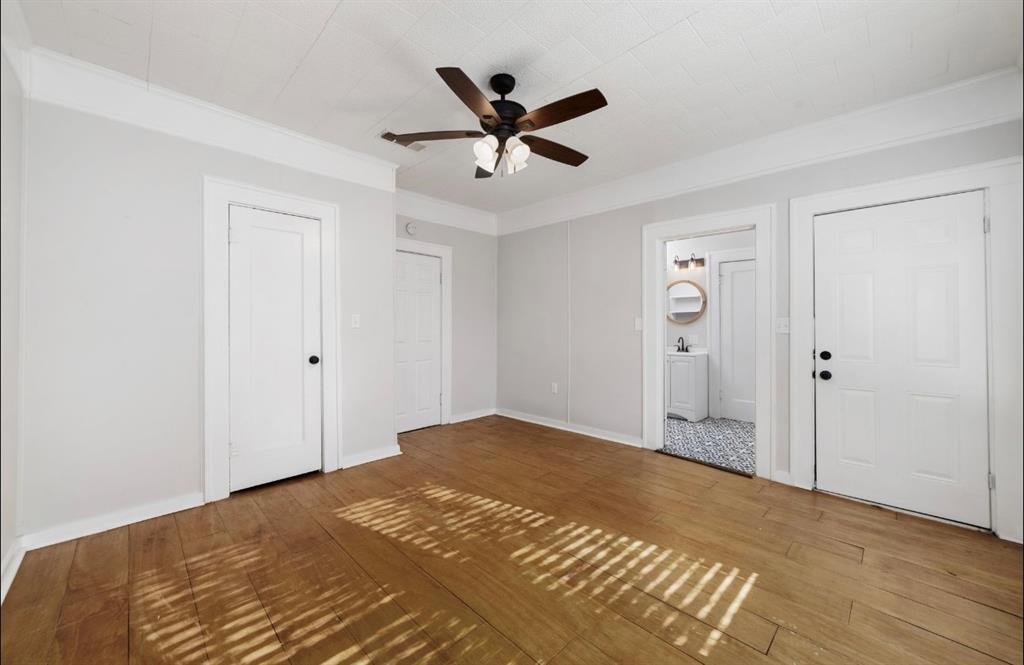 1809 Avenue C Property Photo 11