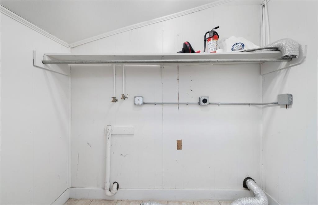 1809 Avenue C Property Photo 15