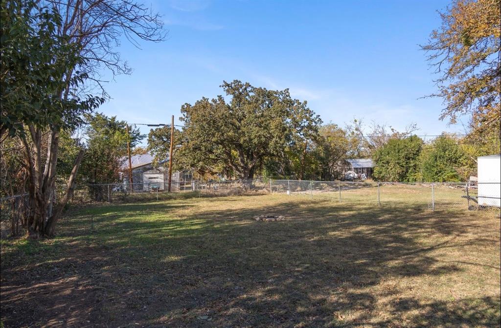 1809 Avenue C Property Photo 16