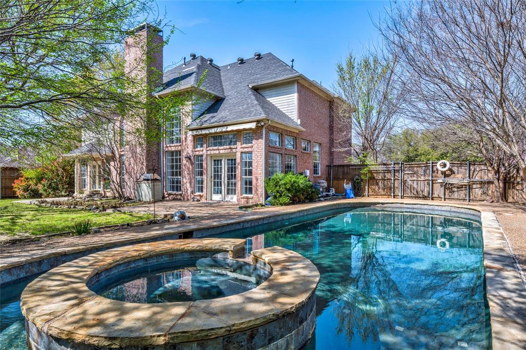 1600 Oak Ridge Drive Property Photo 1