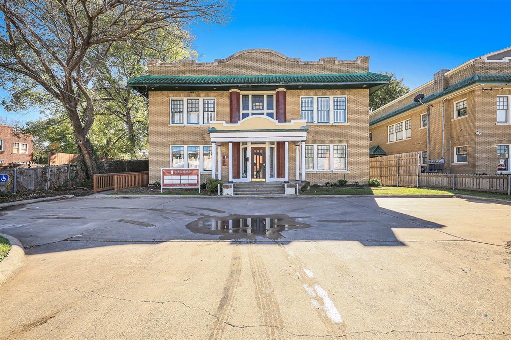 4310 Gaston Avenue Property Photo
