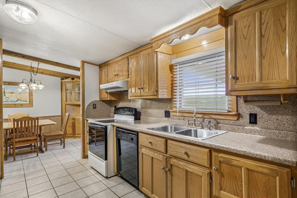 15693 State Highway 205 Property Photo 23