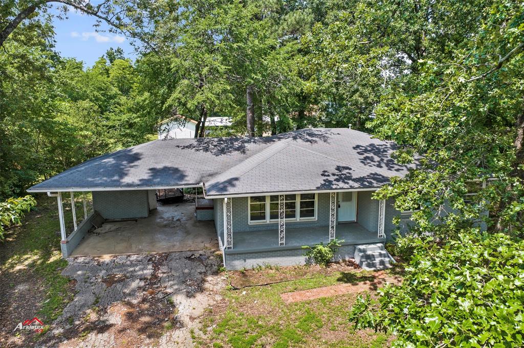 1307 Ash Lane Property Photo