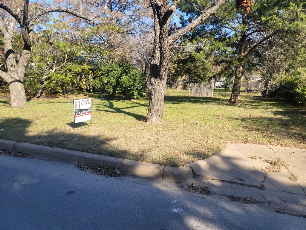 813 Prairie Avenue Property Photo 1
