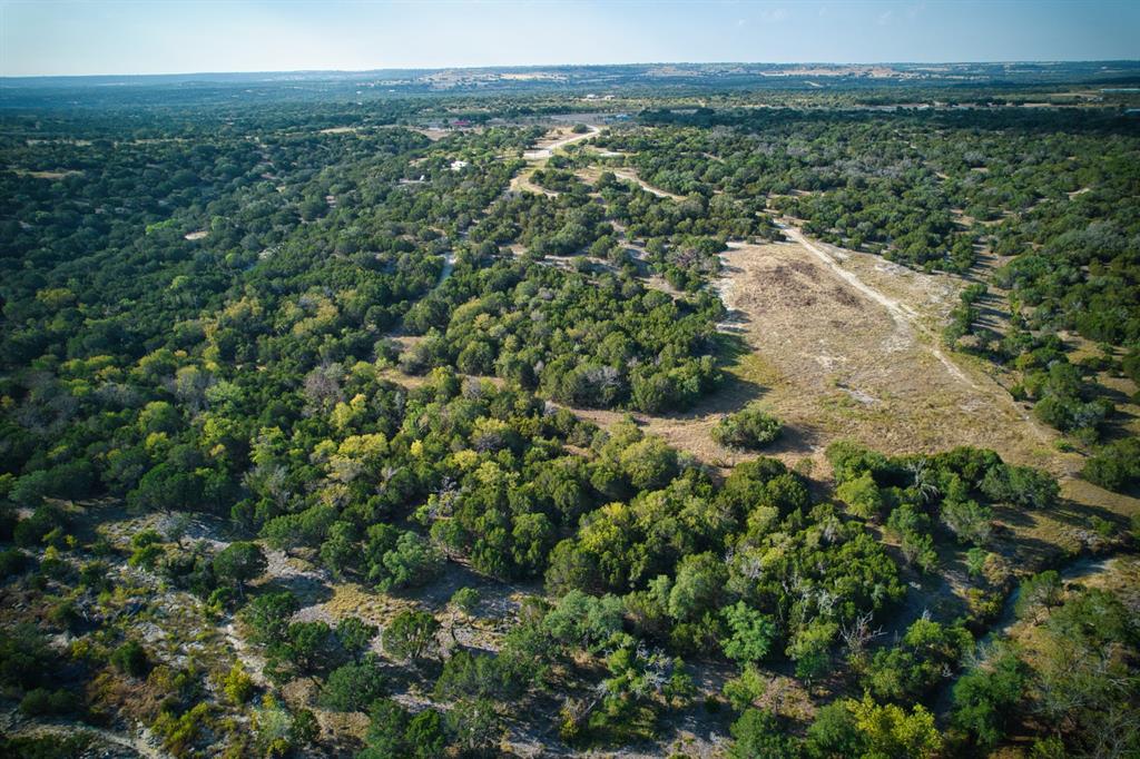 5255 Private Road 42125 Property Photo 4