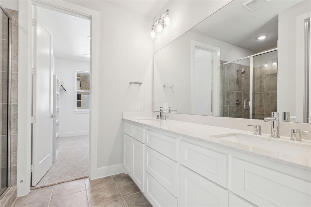 2543 Carolwood Lane Property Photo 13