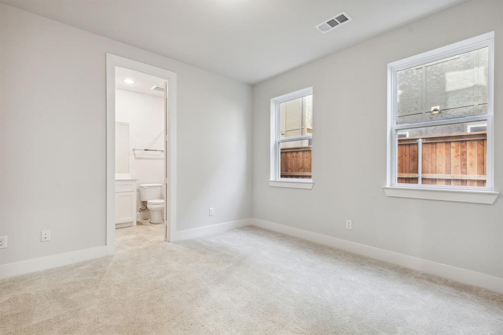 2543 Carolwood Lane Property Photo 17