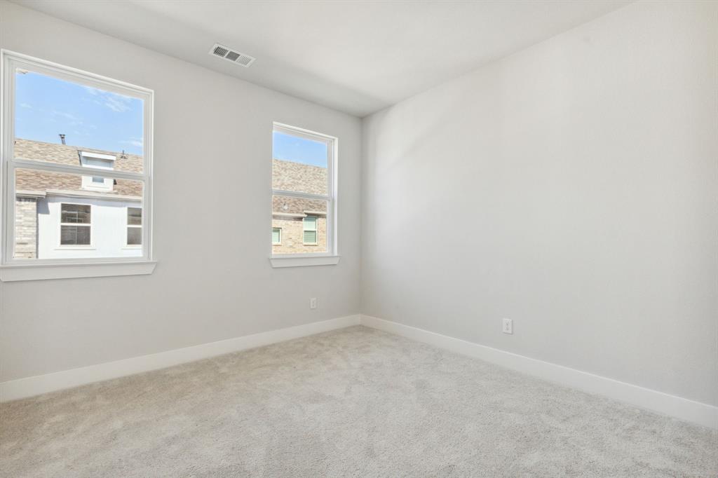 2543 Carolwood Lane Property Photo 21