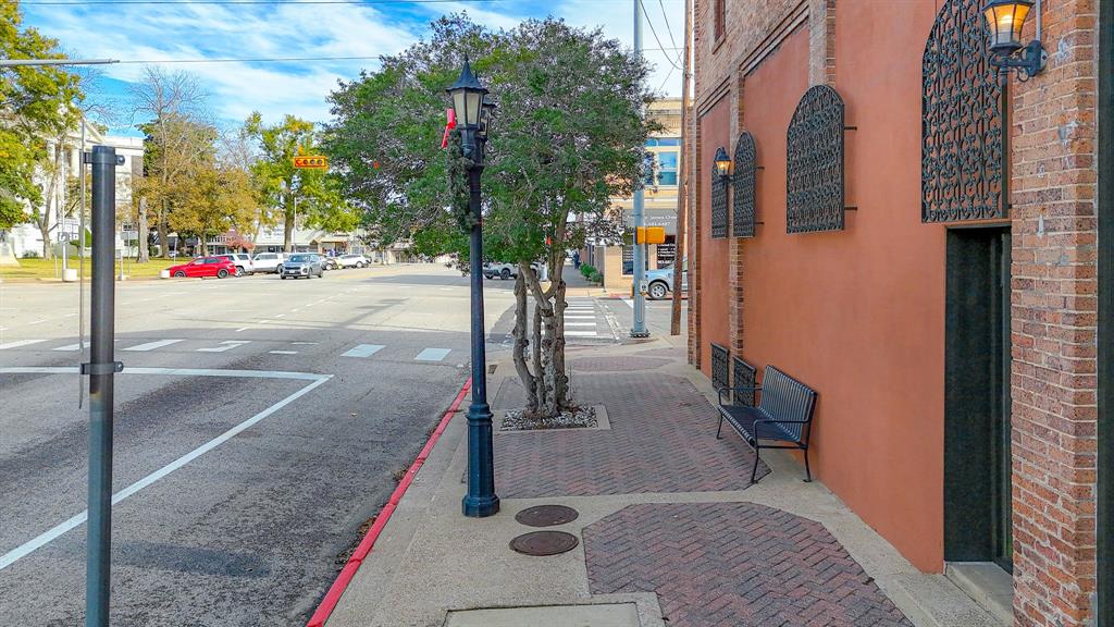 100 W Corsicana Street Property Photo 5