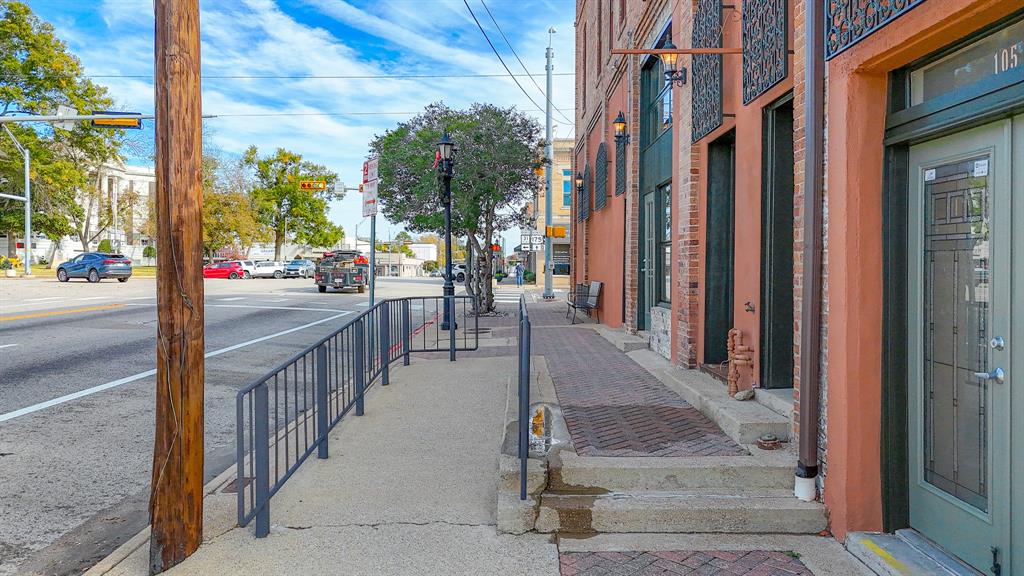 100 W Corsicana Street Property Photo 13