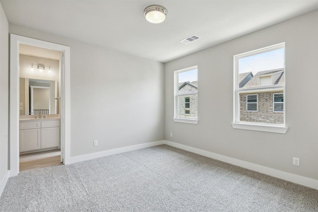 2544 Carolwood Lane Property Photo 19