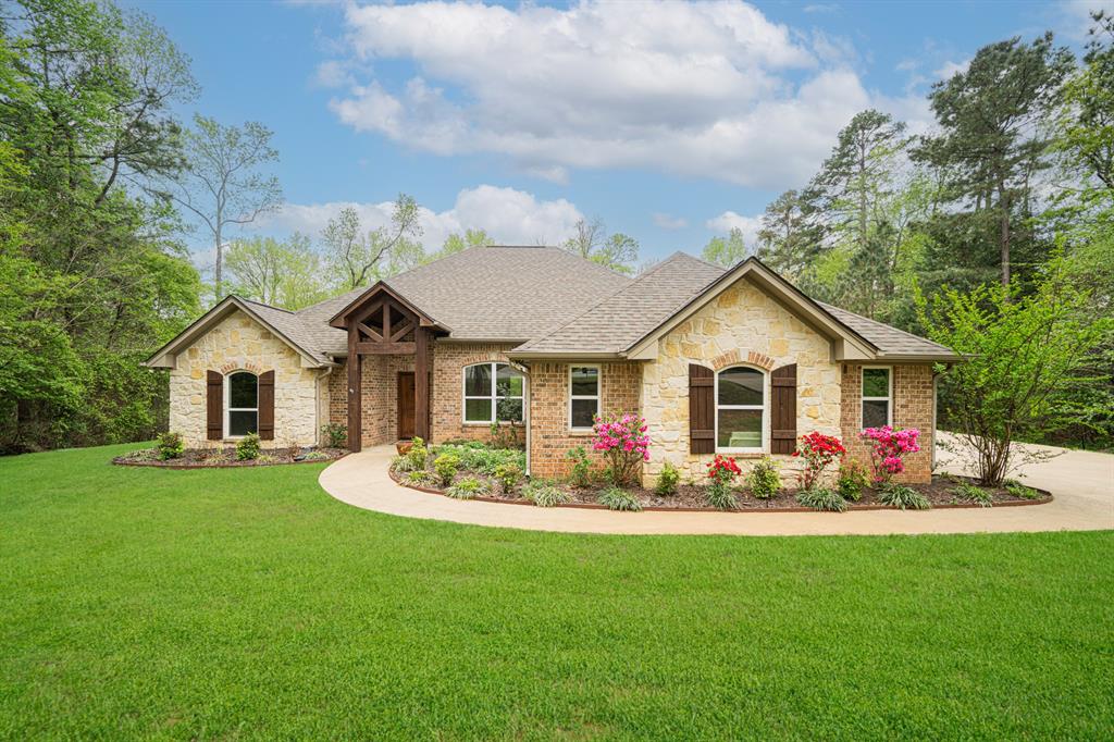 320 Fox Glove Lane Property Photo