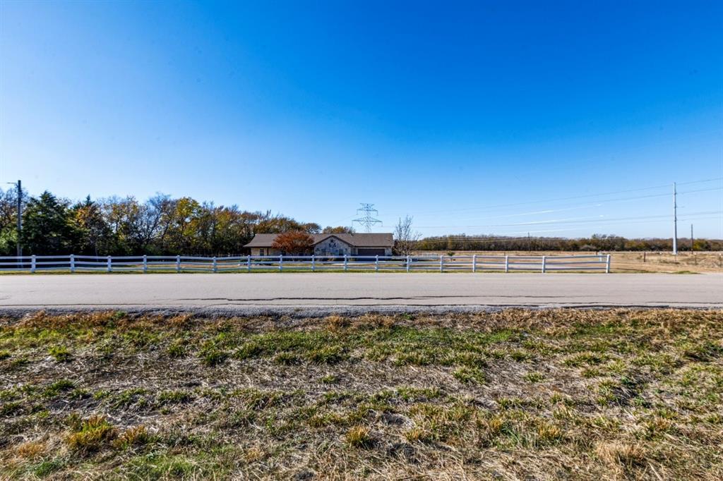 842 Dowell Road Property Photo
