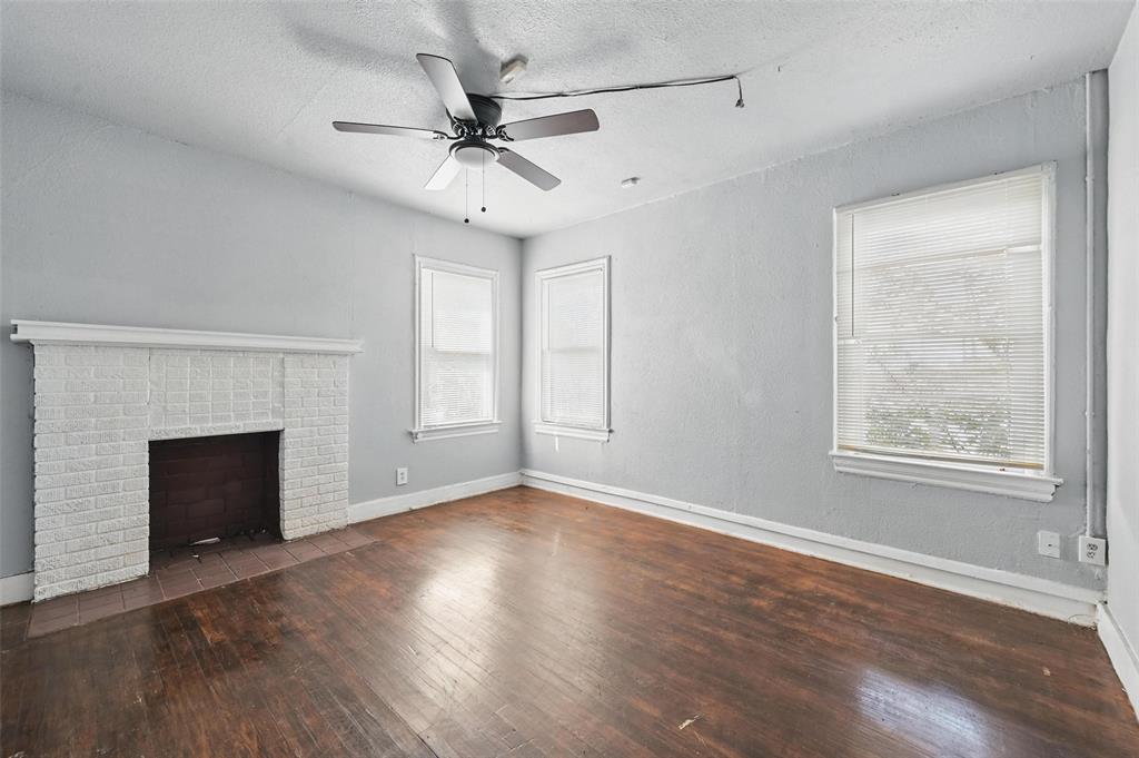 2813 E Rosedale Street Property Photo 6