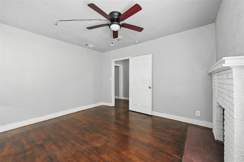 2813 E Rosedale Street Property Photo 7