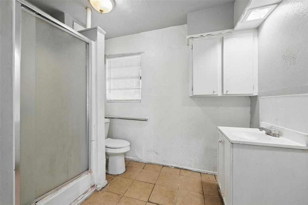 2813 E Rosedale Street Property Photo 14