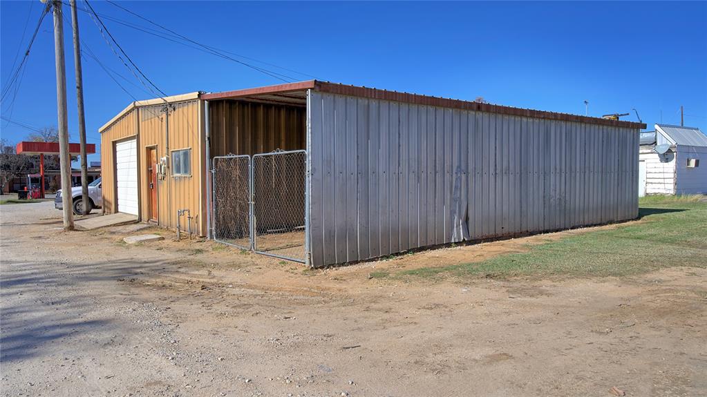 105 W Highway 82 Property Photo 10