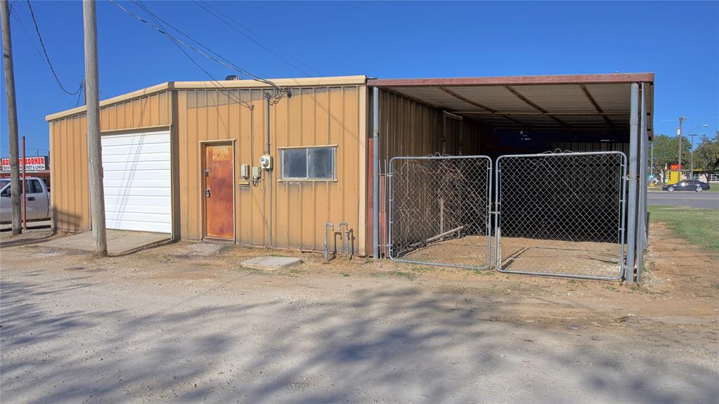 105 W Highway 82 Property Photo 14