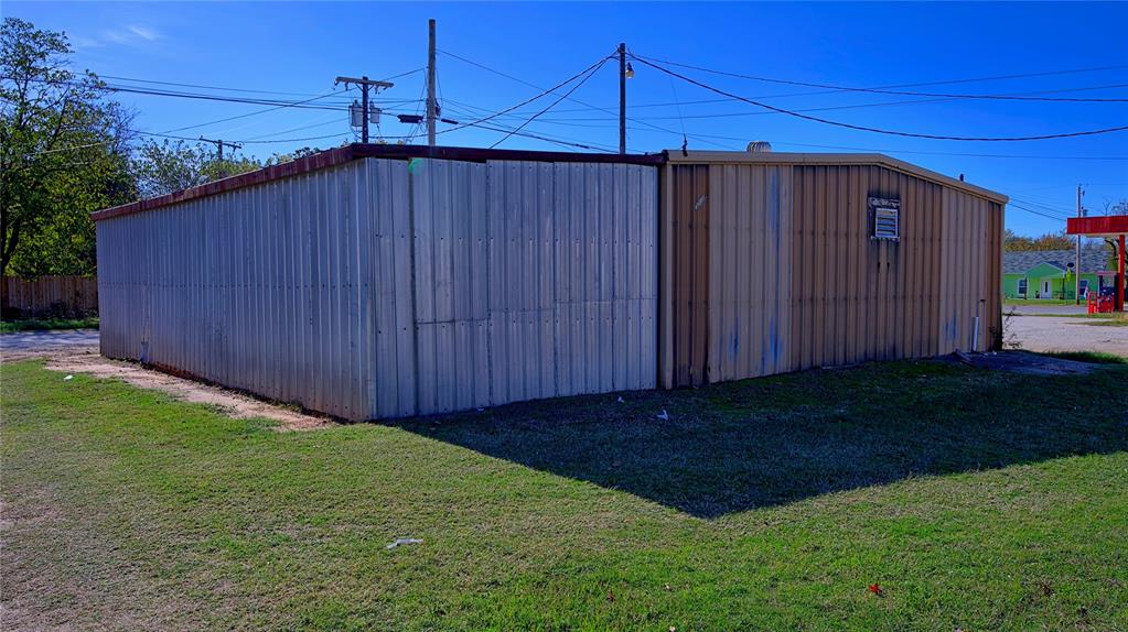 105 W Highway 82 Property Photo 15