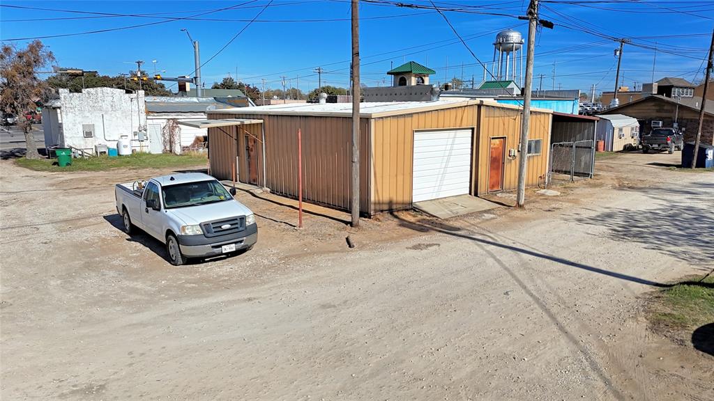 105 W Highway 82 Property Photo 16