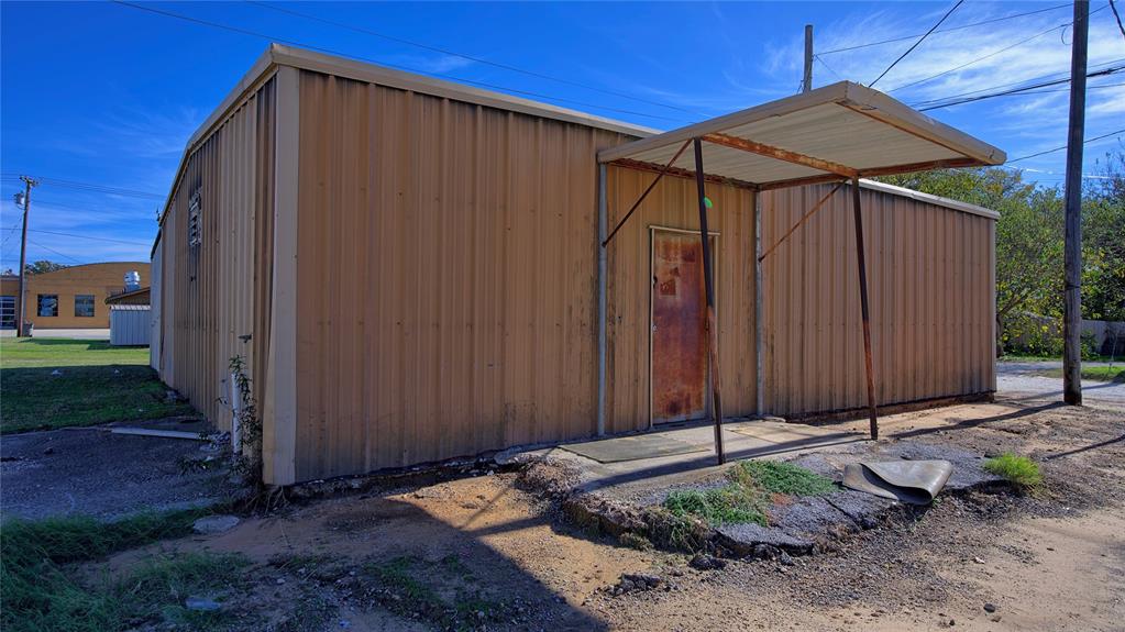 105 W Highway 82 Property Photo 18
