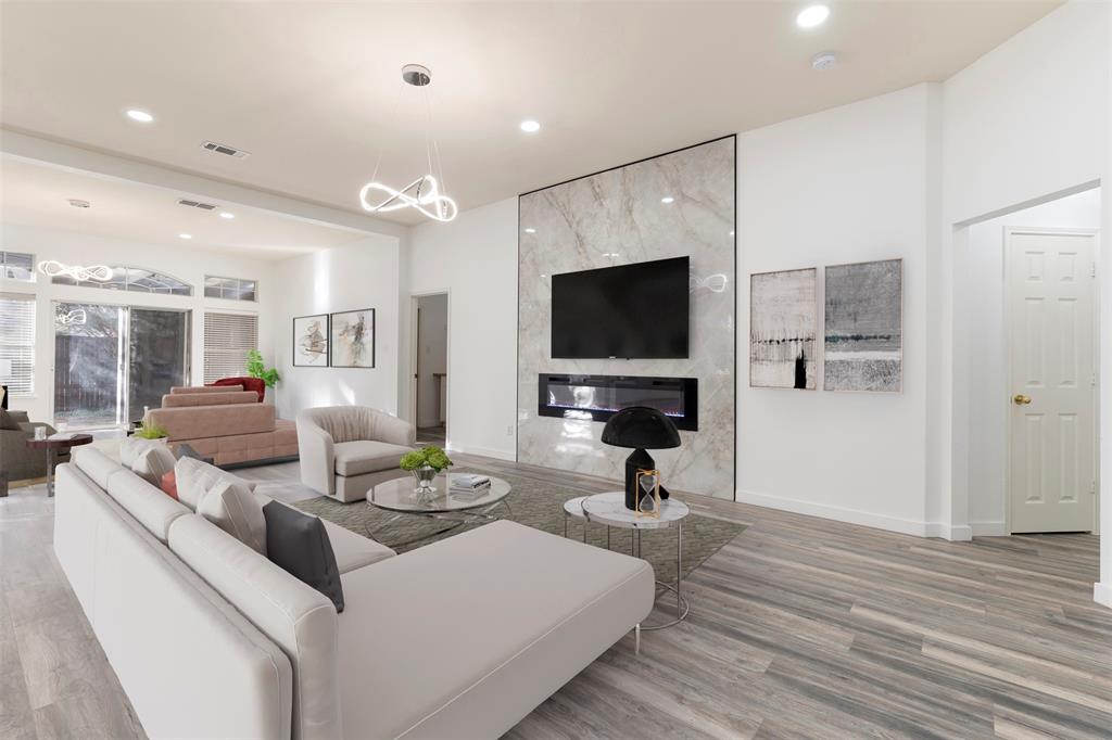 6605 Oxford Lane Property Photo