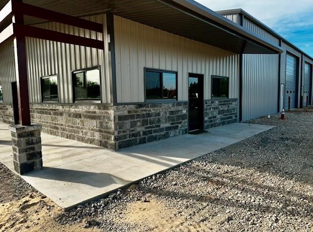 809 State Highway 31 Property Photo 2