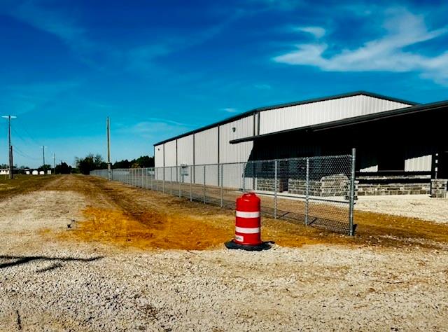 809 State Highway 31 Property Photo 14