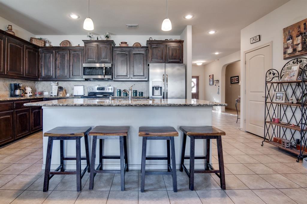 1057 Meadow Scape Drive Property Photo 12