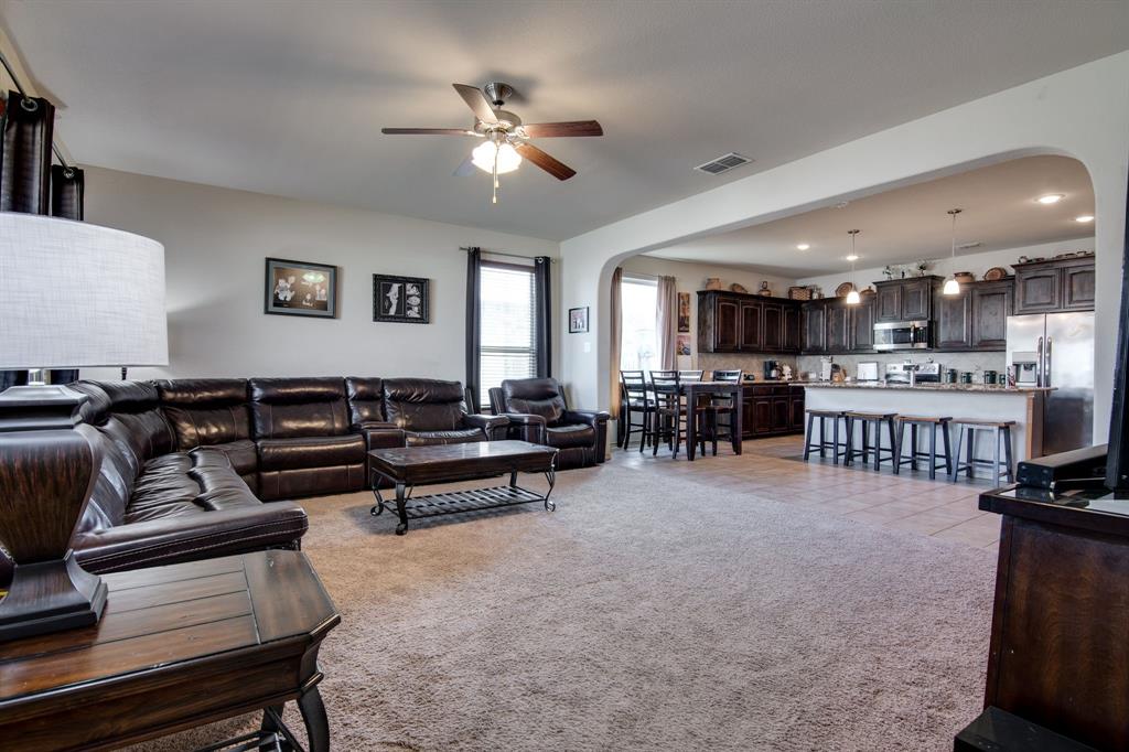 1057 Meadow Scape Drive Property Photo 16