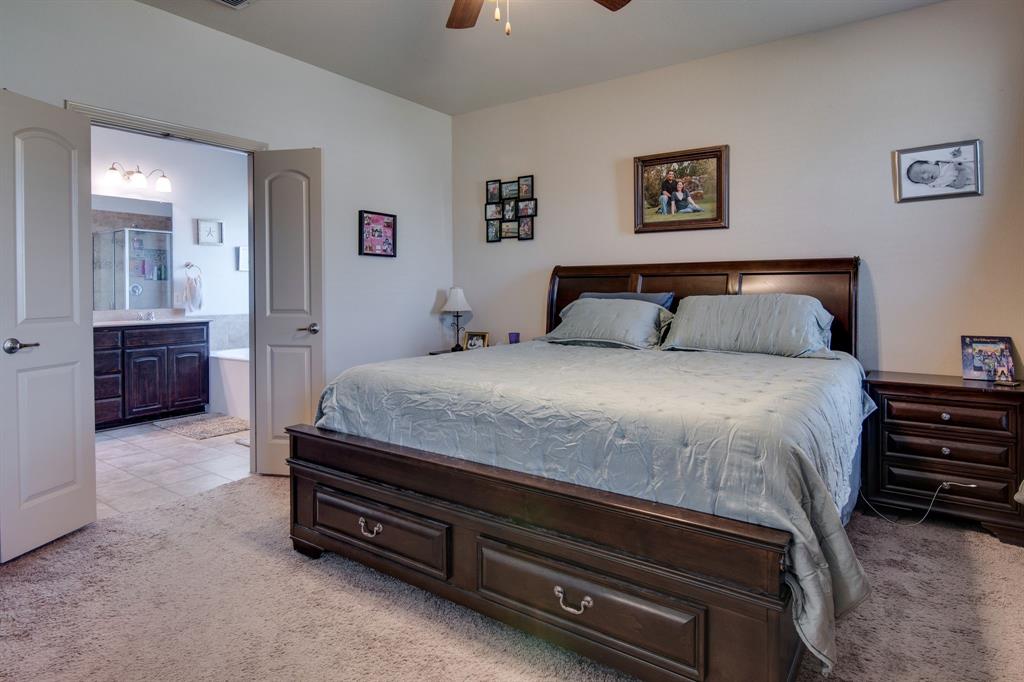1057 Meadow Scape Drive Property Photo 18