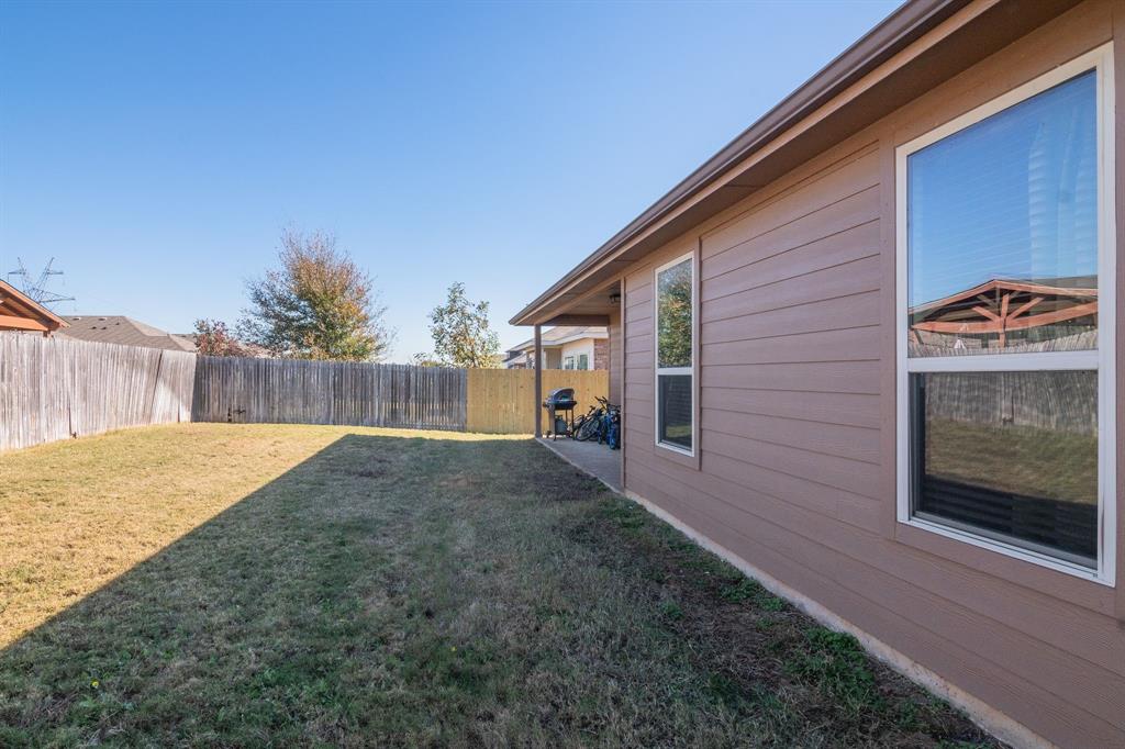 1057 Meadow Scape Drive Property Photo 26