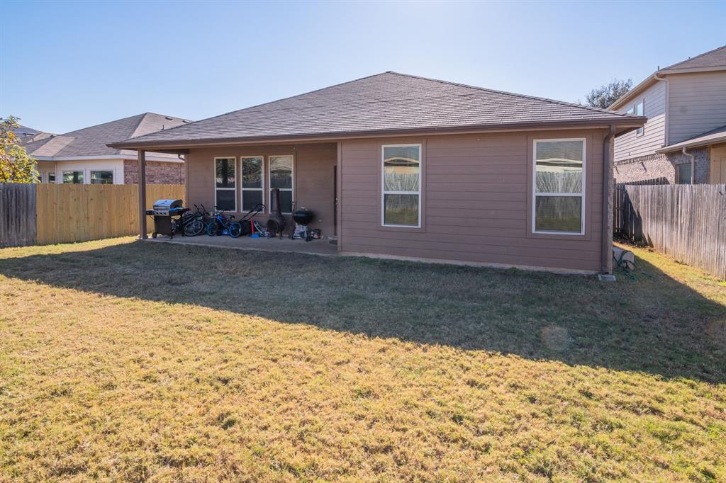 1057 Meadow Scape Drive Property Photo 27