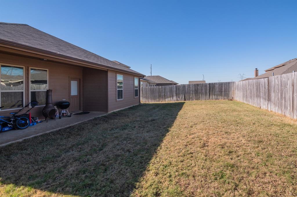 1057 Meadow Scape Drive Property Photo 28