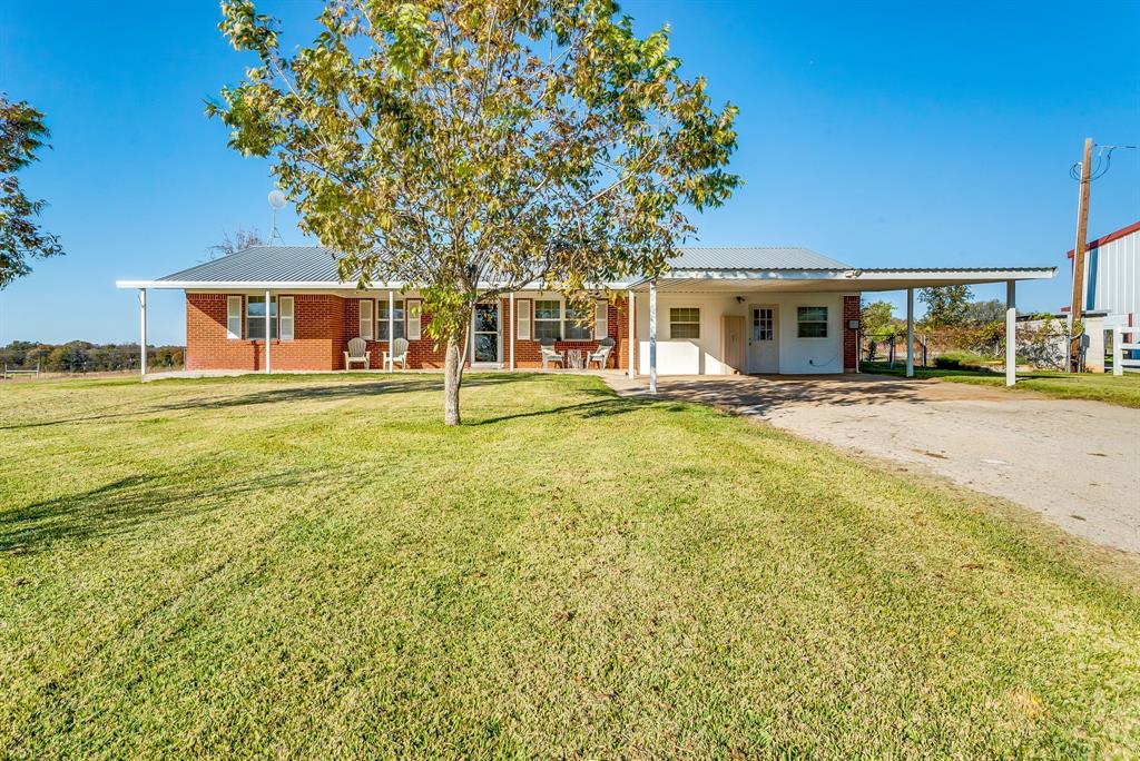 1000 County Road 471 Property Photo 1