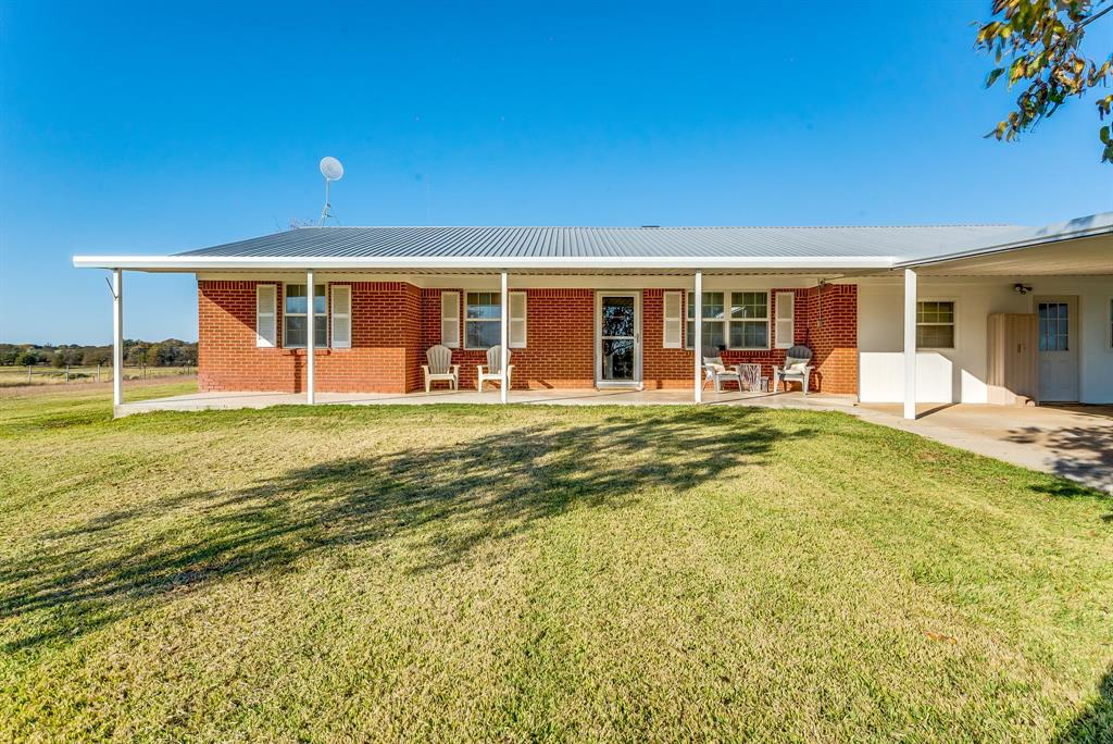 1000 County Road 471 Property Photo 4