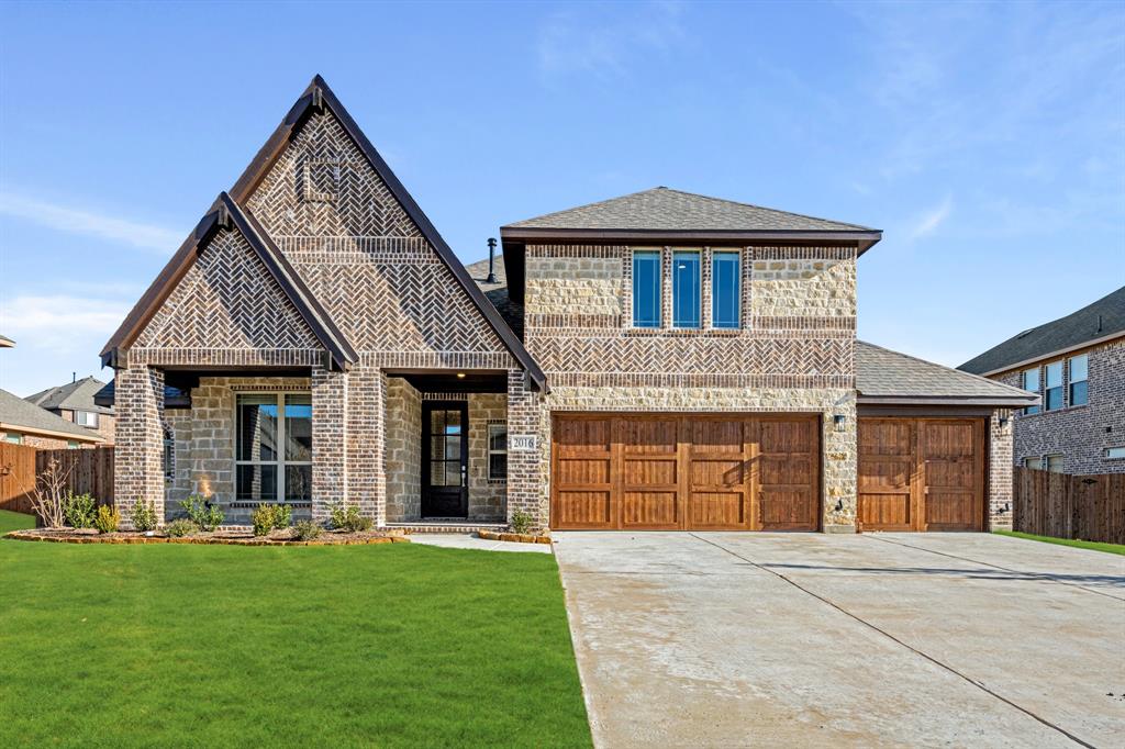 2016 Flora Lane Property Photo