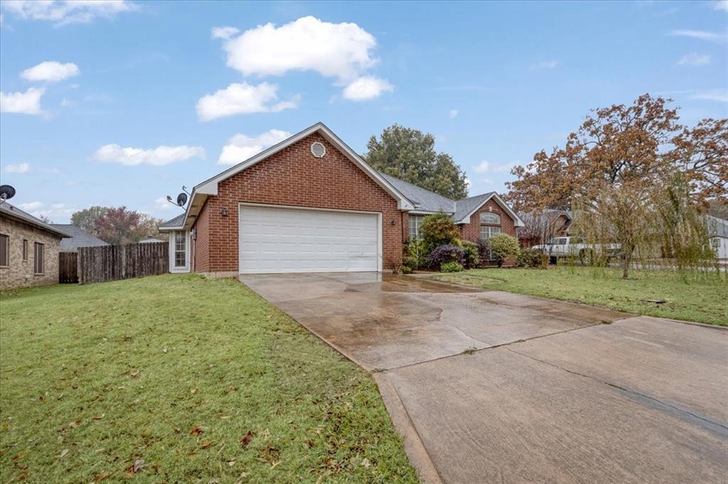 460 Willow Cove Property Photo