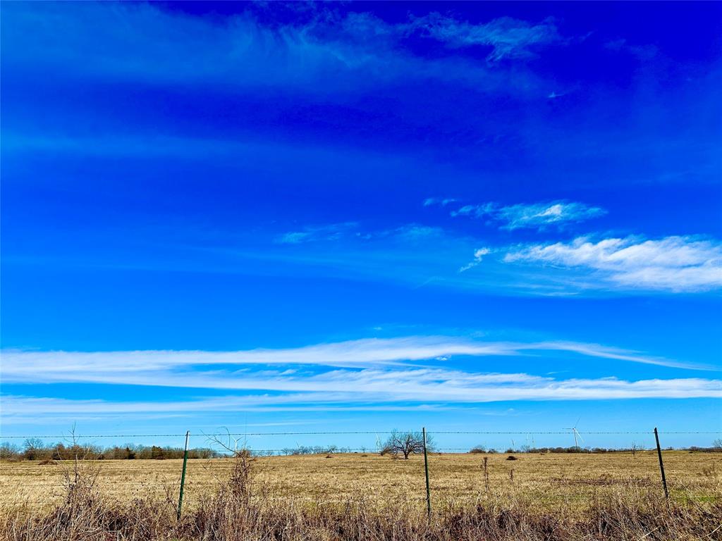 Tract 8 Fm-339 Property Photo 2