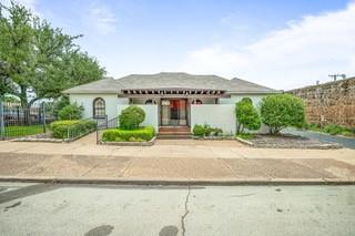 620 4th Street Property Photo 2