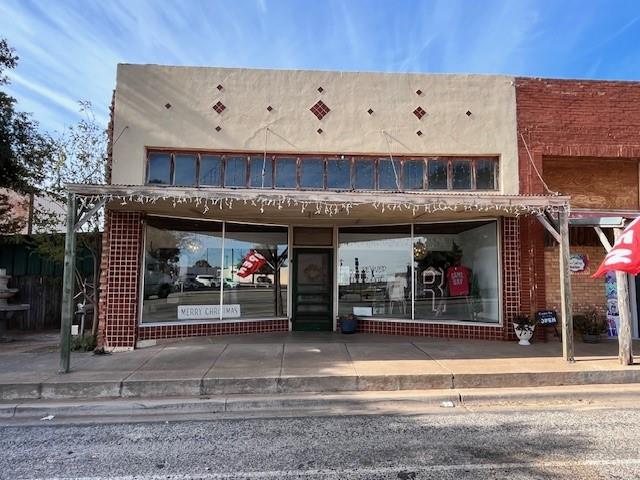 105 N Concho Street Property Photo