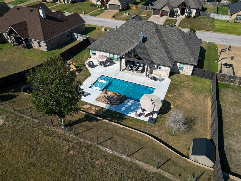 112 New Braunfels Lane Property Photo 2