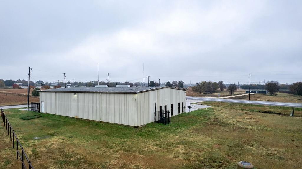101 Ewing Boulevard Property Photo 3